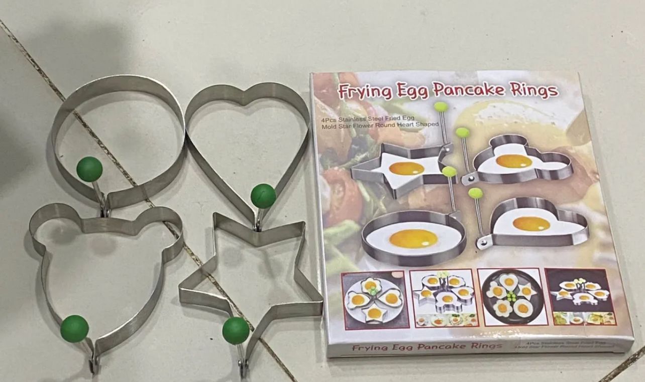 4 Pcs Egg Moulds / Pancake Shaper