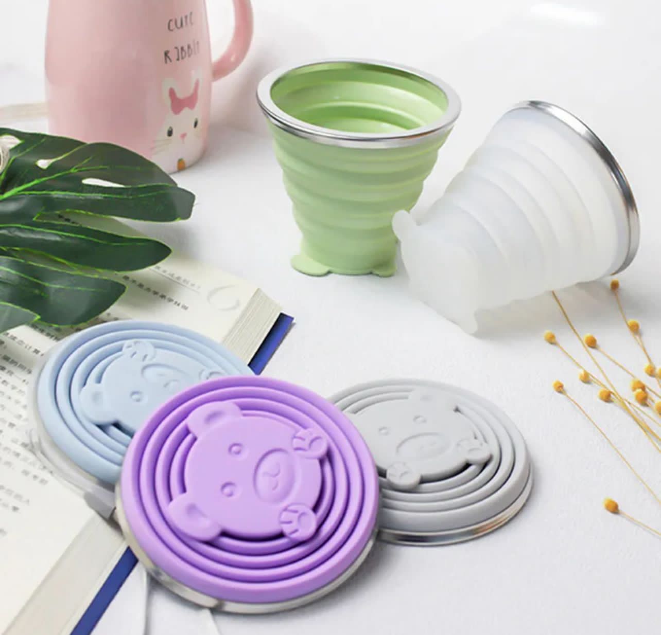 Silicone folding glass with lid