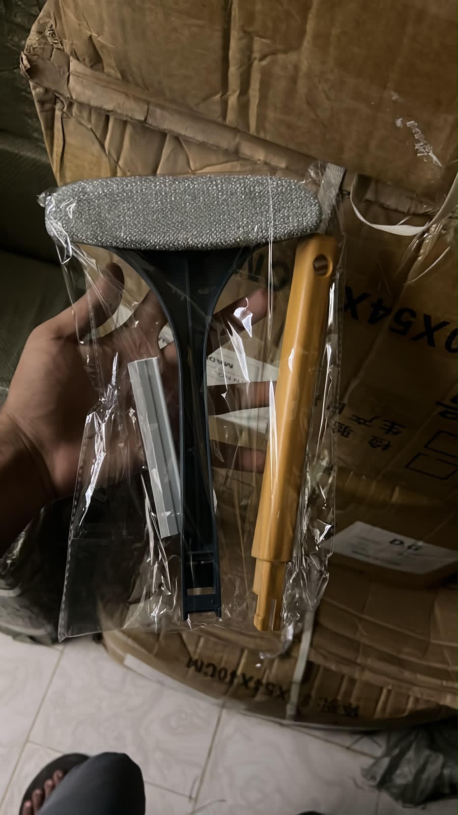 Screen window brush