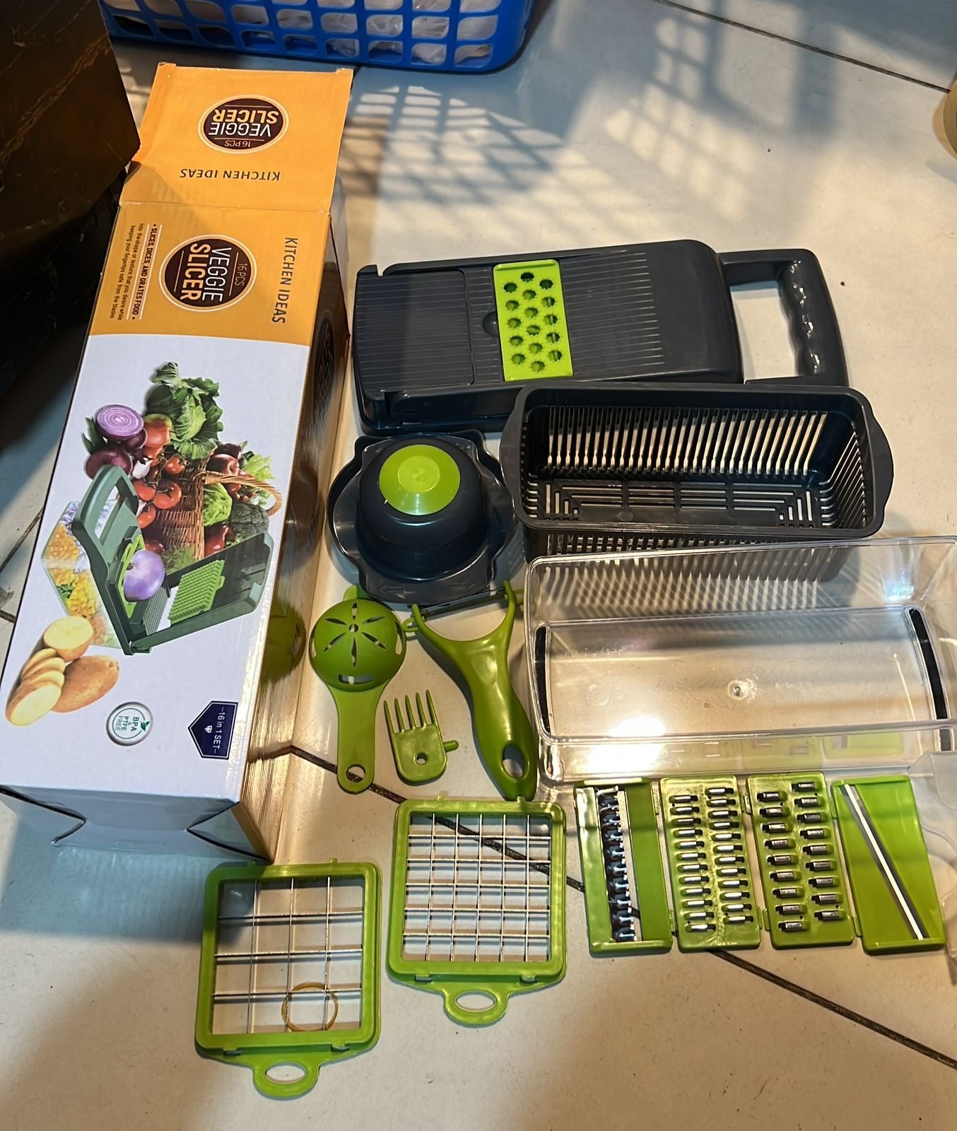 16 Pieces Vegetable Slicer