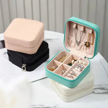 Mini Leather Square Jewellery Box, Luxury Square Cosmetic Box, Mini Travel Jewellery Box Storage Organizer, Portable PU Leather Earring Ring Necklace Jewellery Organizer