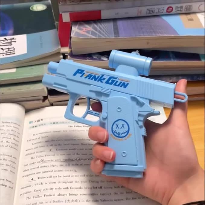 Two-Way Water Gun Prank Water Gun
