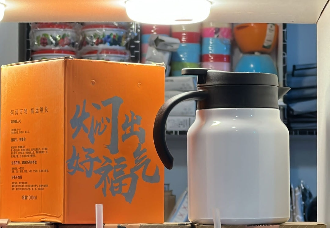 stainless steel unsulated teapot-large capacity sealed tea kettle with Ergonomic handle, durable and reusable for loose leaf tea- coffee- herbal blends-modern kitchen and dining Essential minimalist kitchenware sleek matte finish- highquality finish 1000m