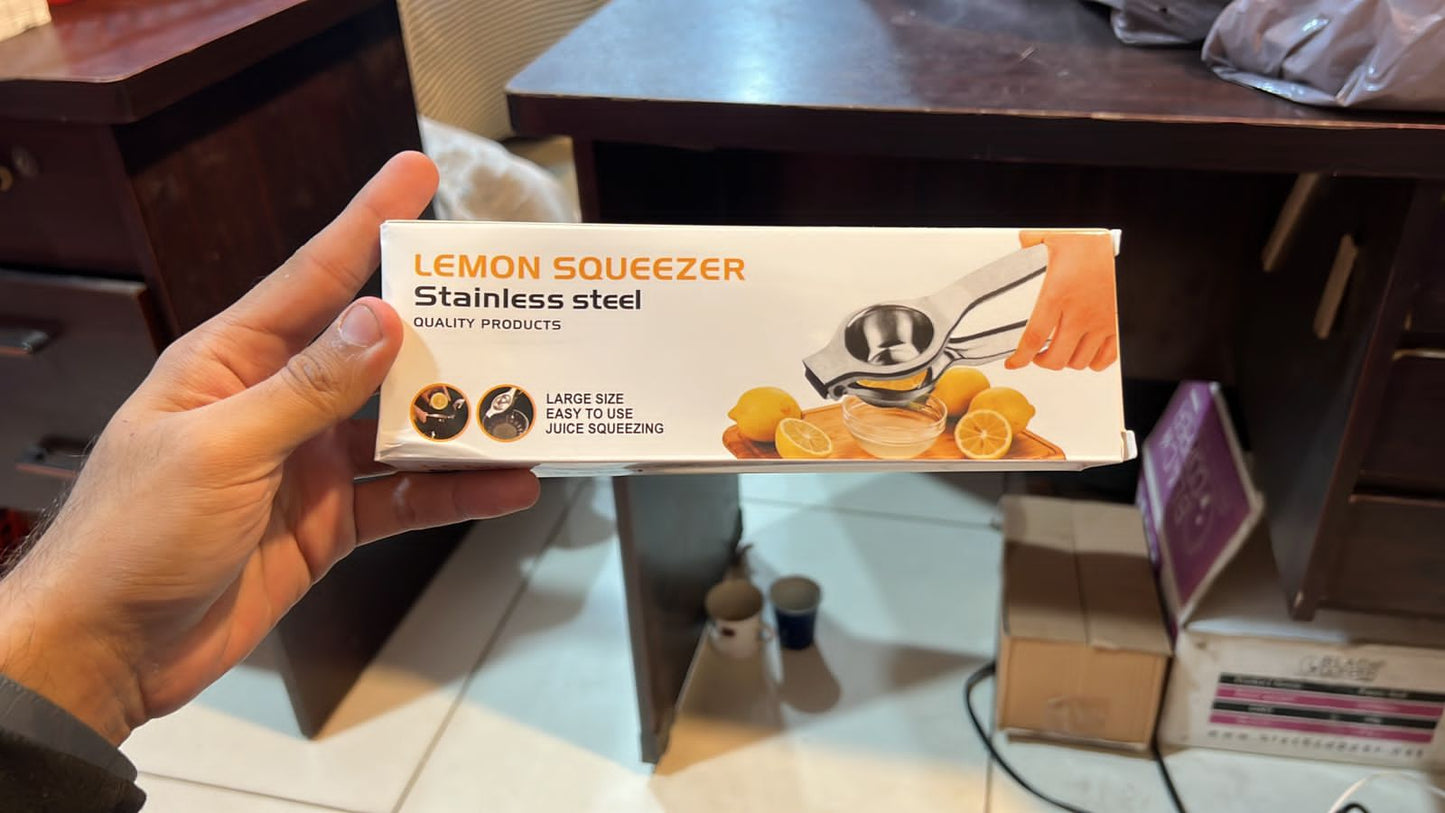 Lemon squeezor box packing