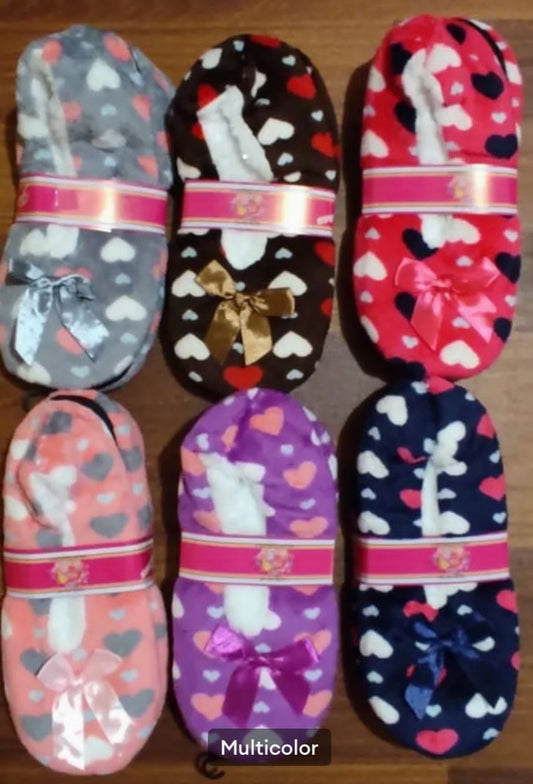 Women's Plush Indoor Slippers – Soft, Cozy, Warm for Carpet