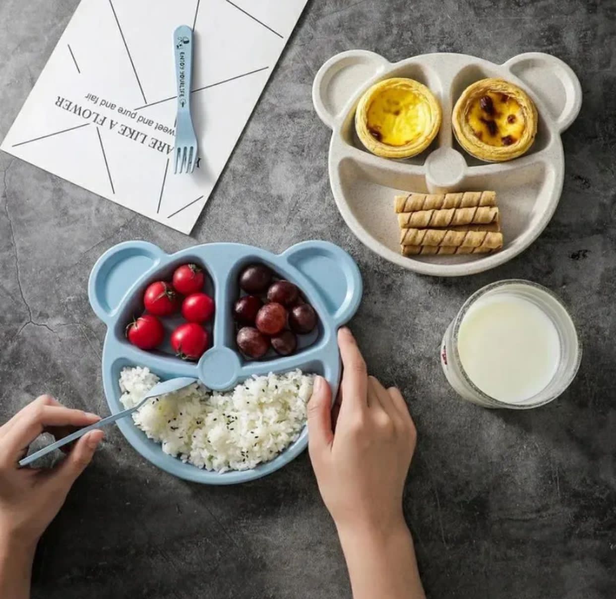 Bear shape plate set with spoon
5 plate 2 spoon & 3 fork